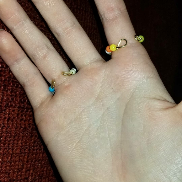 Jewelry - Picture 6 of 6